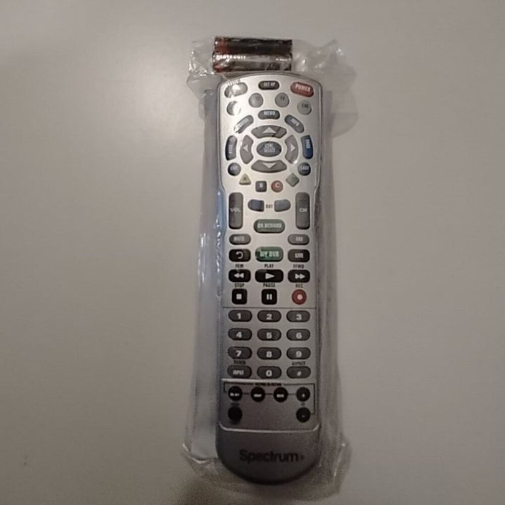 SPECTRUM REMOTE CONTROL-NEW WITH BATTERIES & INSTRUCTIONS-NEW